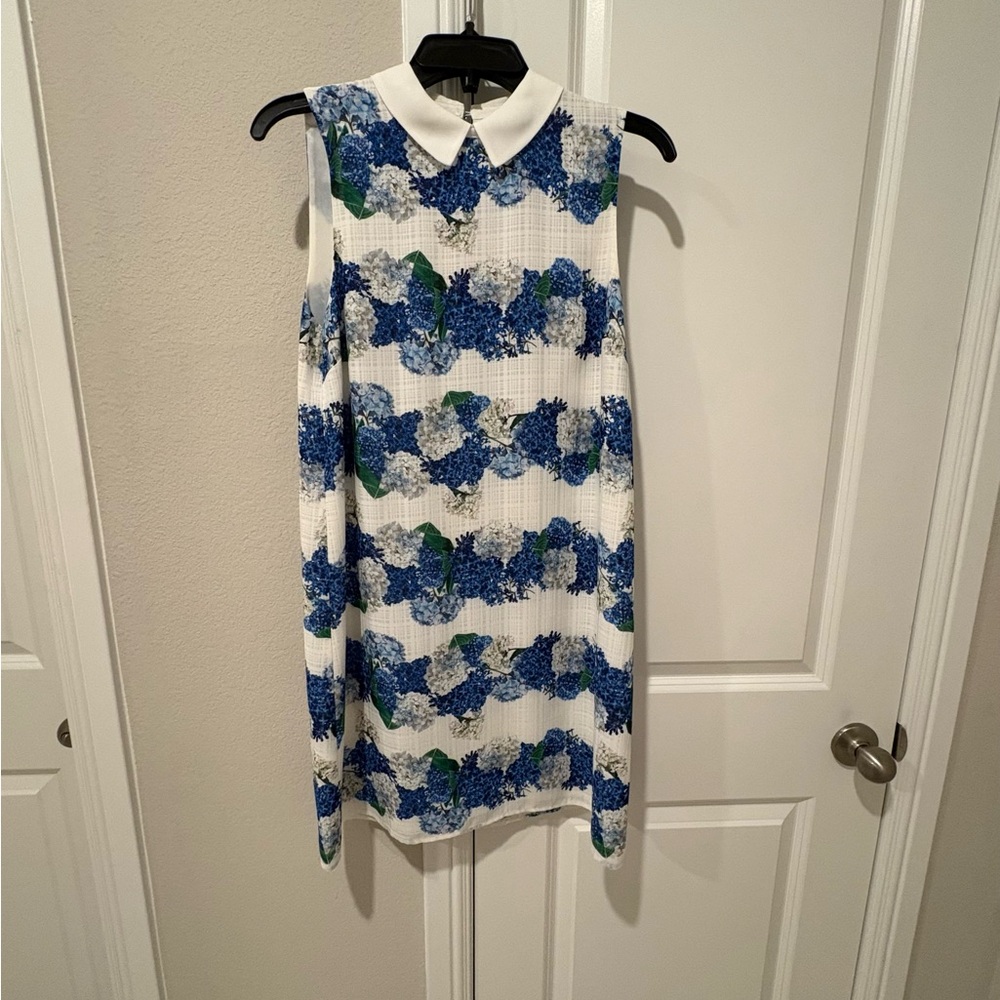 CeCe Floral Sleeveless Dress with Collar